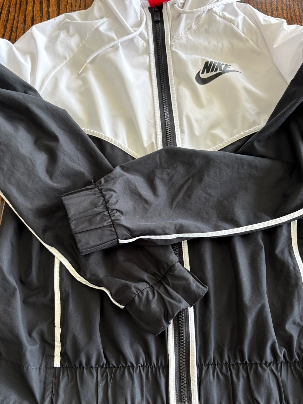 Nike Sportswear Windrunner Jacket Women’s Medium Windbreaker BlackWhite Full Zip - Picture 11 of 13